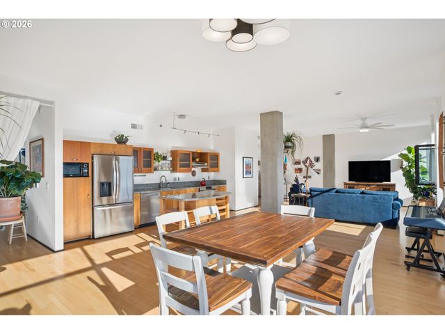 333 Nw 9TH Ave 1015, Portland, OR 97209