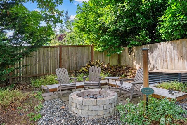 18237 SE 135th Street, Renton, WA 98059