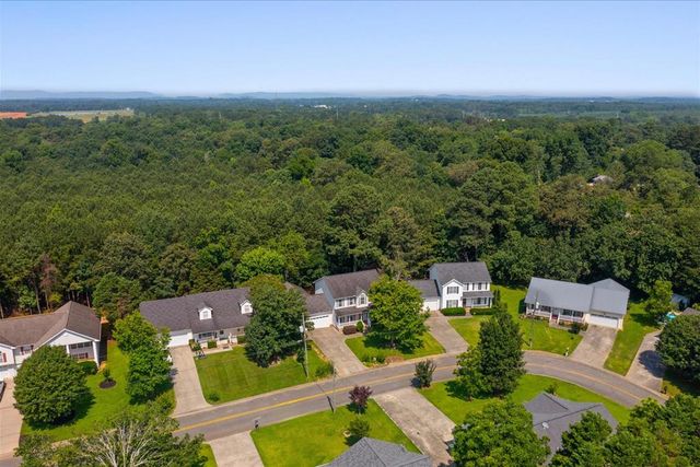 353 Diamond Way, Chatsworth, GA 30705