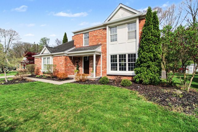 15698 Oakhill Court, Livonia City, MI 48154