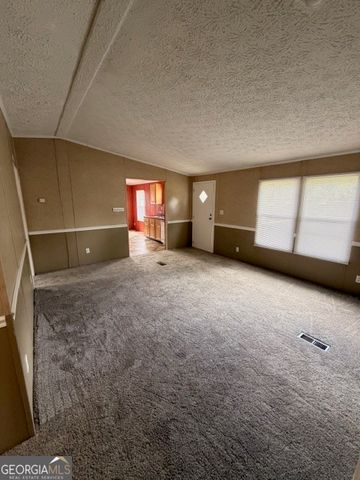 1336 Pine Hill Dr., Elberton, GA 30635