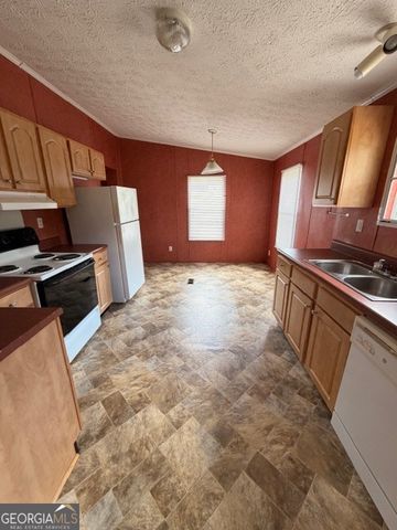 1336 Pine Hill Dr., Elberton, GA 30635