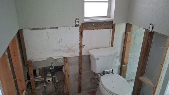 705 SHORE DRIVE E, Oldsmar, FL 34677