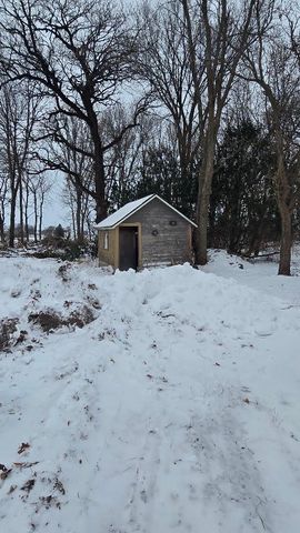 85826 157th Street, Glenville, MN 56036