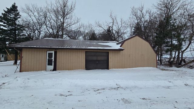 85826 157th Street, Glenville, MN 56036
