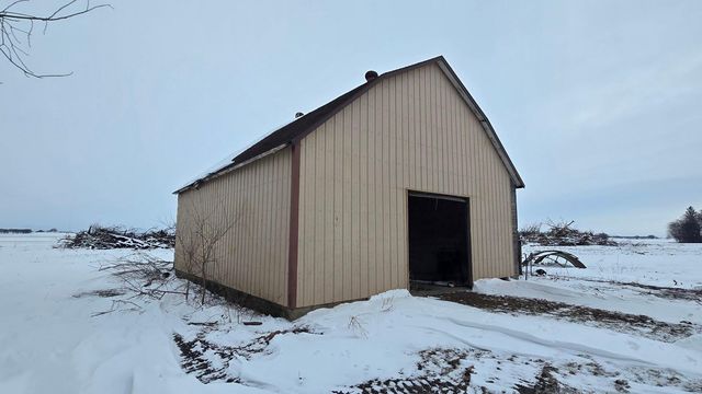 85826 157th Street, Glenville, MN 56036