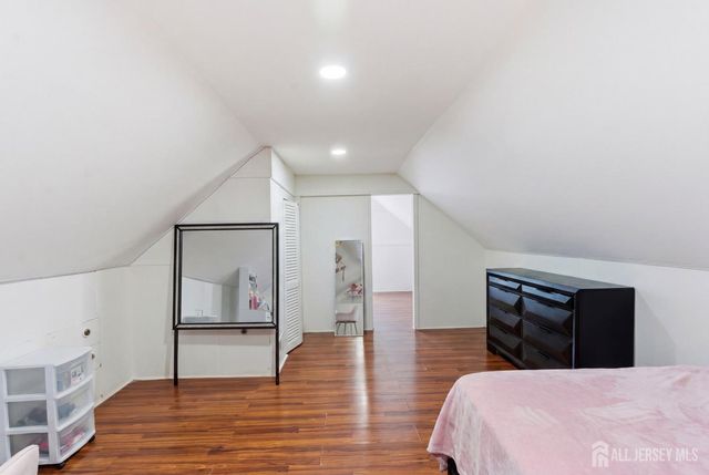 1 Park Place, North Brunswick, NJ 08902