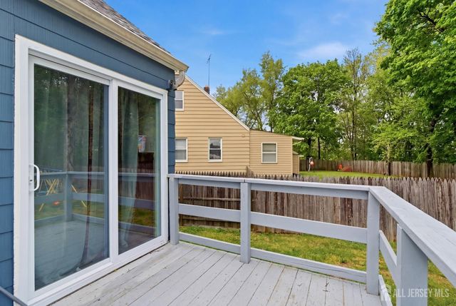 1 Park Place, North Brunswick, NJ 08902