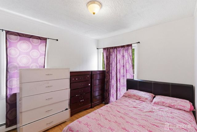 1 Park Place, North Brunswick, NJ 08902