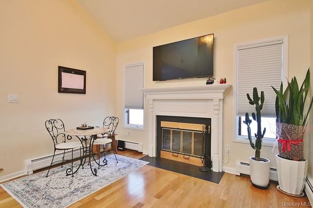 63 Contempra Circle, Tappan, NY 10983