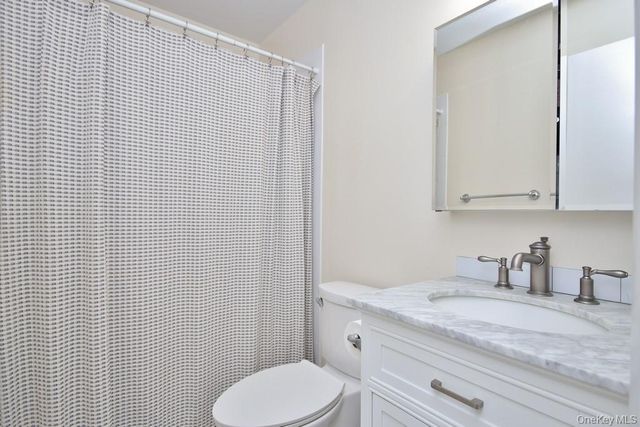 63 Contempra Circle, Tappan, NY 10983