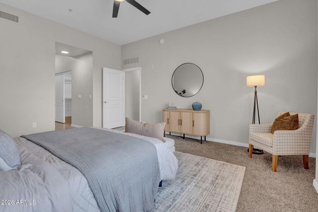 2989 N 44TH Street 2039, Phoenix, AZ 85018