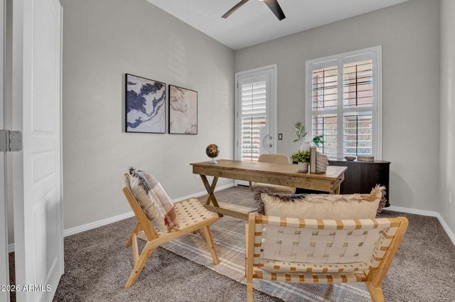 2989 N 44TH Street 2039, Phoenix, AZ 85018