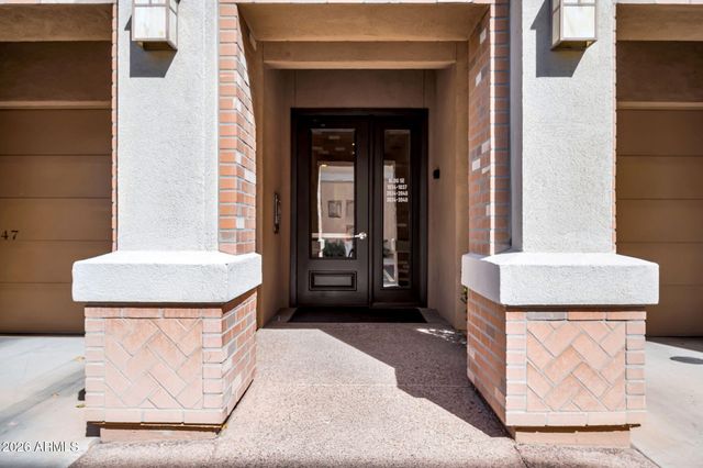 2989 N 44TH Street 2039, Phoenix, AZ 85018