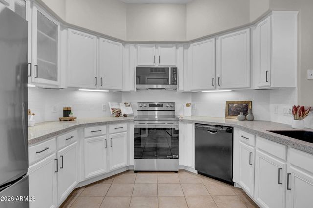 2989 N 44TH Street 2039, Phoenix, AZ 85018