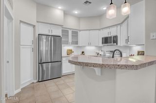 2989 N 44TH Street 2039, Phoenix, AZ 85018