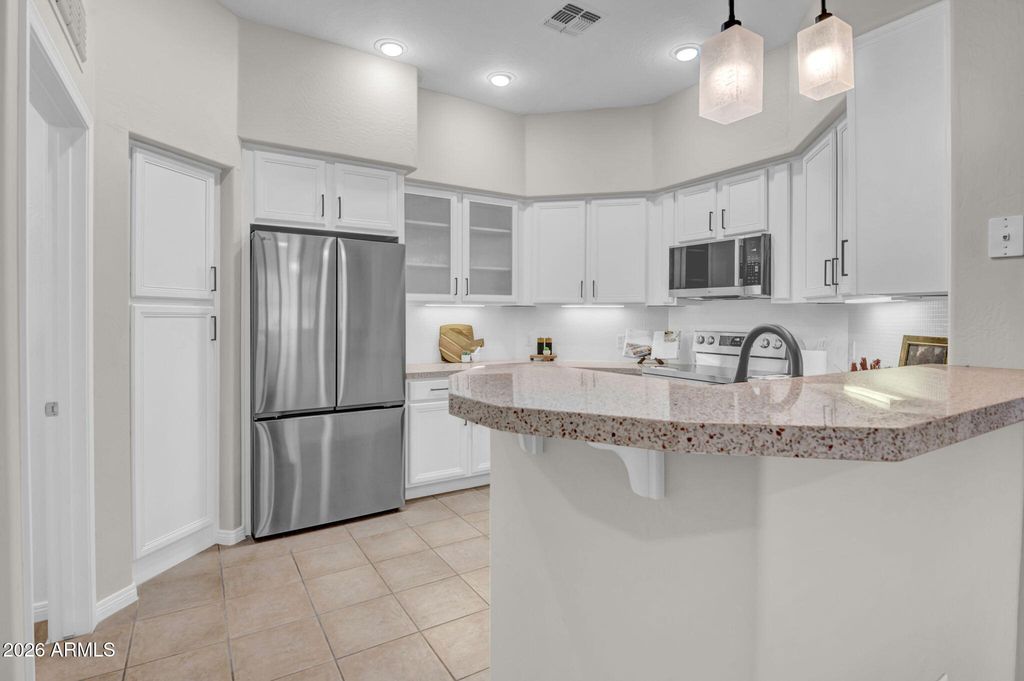 2989 N 44TH Street 2039, Phoenix, AZ 85018