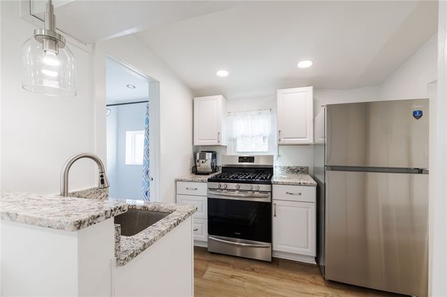 201 Vinal Avenue, Irondequoit, NY 14609