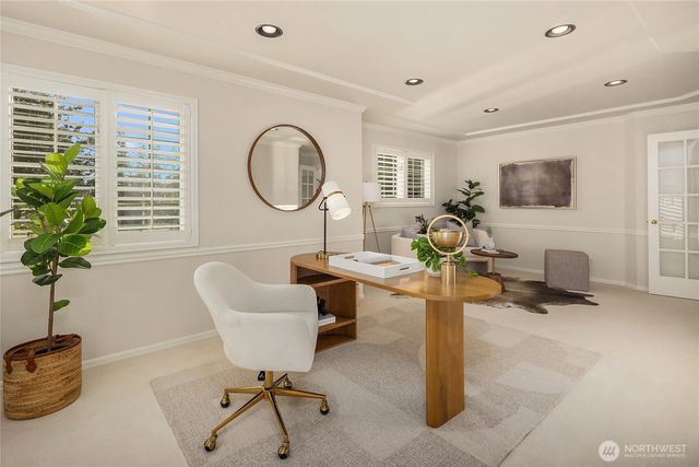 1010 106th Avenue SE, Bellevue, WA 98004