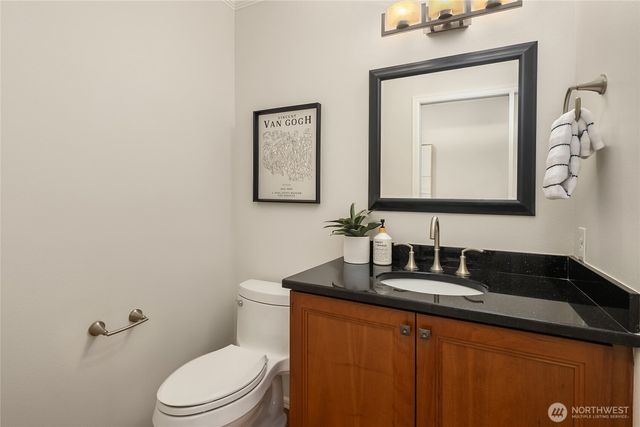 1010 106th Avenue SE, Bellevue, WA 98004