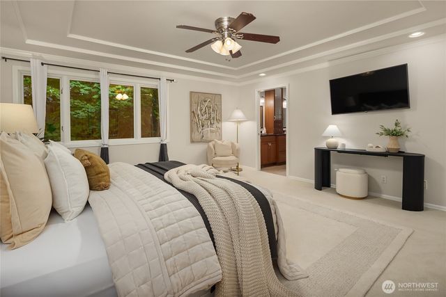 1010 106th Avenue SE, Bellevue, WA 98004
