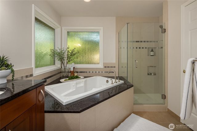 1010 106th Avenue SE, Bellevue, WA 98004
