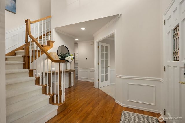 1010 106th Avenue SE, Bellevue, WA 98004