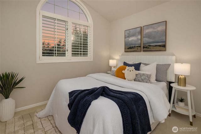 1010 106th Avenue SE, Bellevue, WA 98004