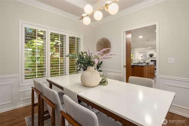 1010 106th Avenue SE, Bellevue, WA 98004