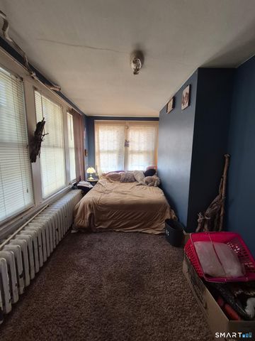 5 Ingram Street, Hamden, CT 06517