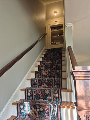 5 Ingram Street, Hamden, CT 06517