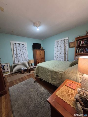 5 Ingram Street, Hamden, CT 06517