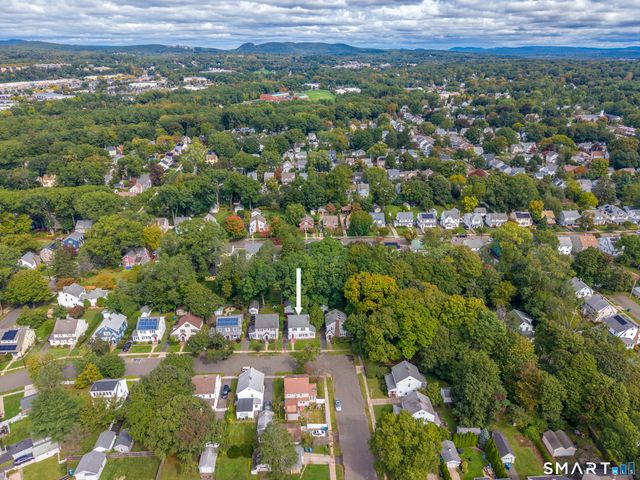 5 Ingram Street, Hamden, CT 06517