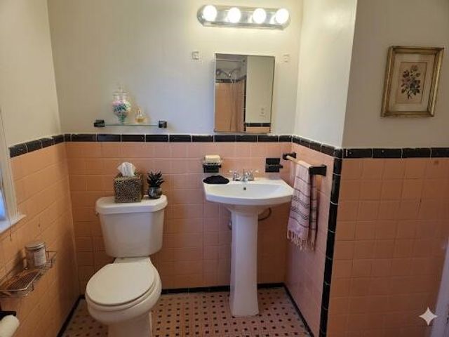11360 Minock Street, Detroit, MI 48228