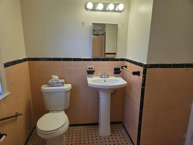 11360 Minock Street, Detroit, MI 48228