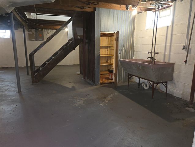 11360 Minock Street, Detroit, MI 48228