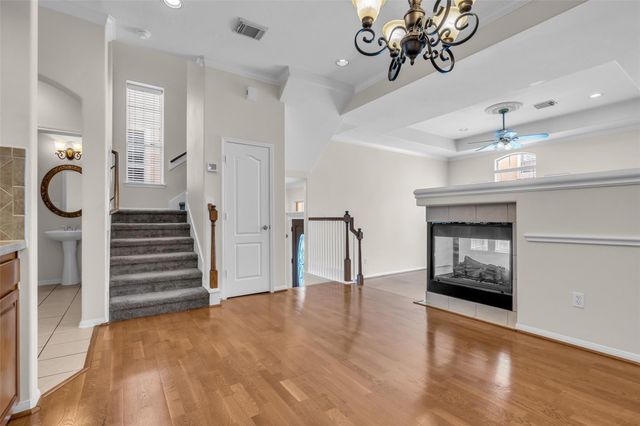 2123 Stacy Knoll, Houston, TX 77008