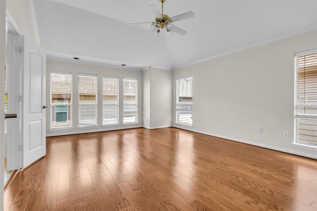 2123 Stacy Knoll, Houston, TX 77008