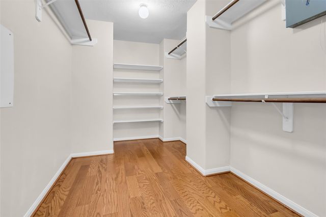 2123 Stacy Knoll, Houston, TX 77008