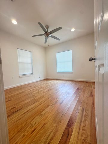 406 Lansing Street, Dallas, TX 75203