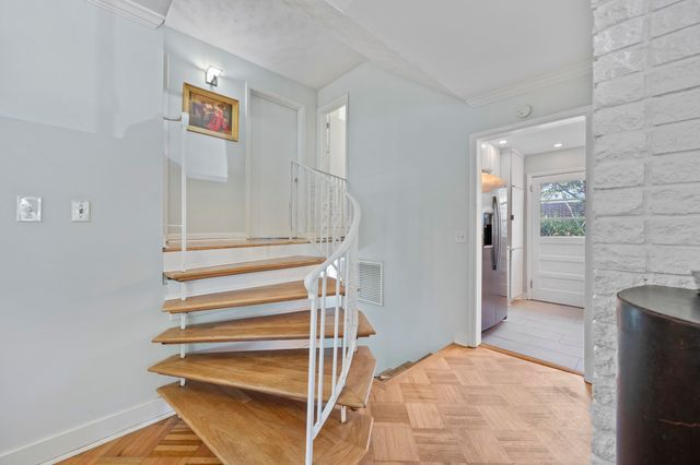 725 Shelley Road, Charleston, SC 29407