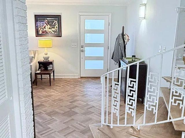 725 Shelley Road, Charleston, SC 29407