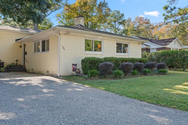 725 Shelley Road, Charleston, SC 29407