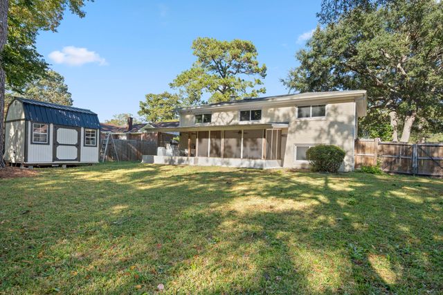 725 Shelley Road, Charleston, SC 29407