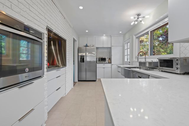 725 Shelley Road, Charleston, SC 29407