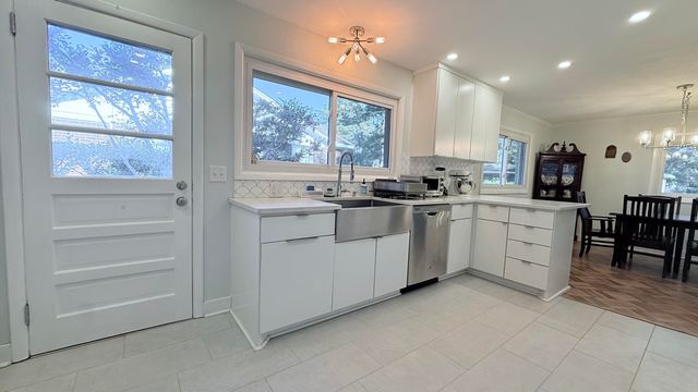 725 Shelley Road, Charleston, SC 29407