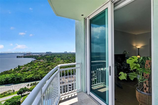 2475 Brickell Avenue 2407, Miami, FL 33129