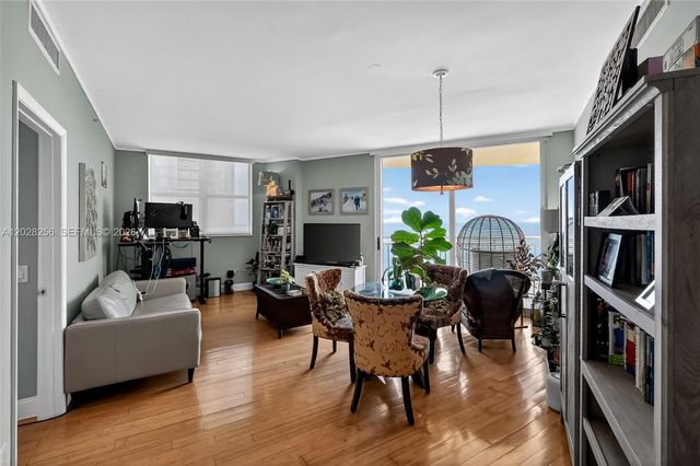 2475 Brickell Avenue 2407, Miami, FL 33129