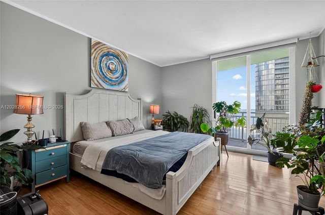 2475 Brickell Avenue 2407, Miami, FL 33129