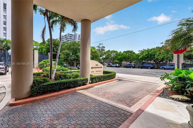 2475 Brickell Avenue 2407, Miami, FL 33129